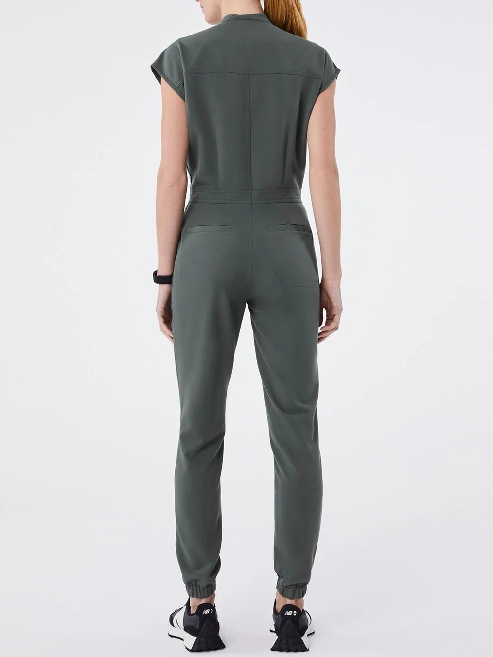 NWT Figs Rafaela Jogger ScrubJumpsuit Cargo Scrub Jumpsuit jogger Bonsai Green L